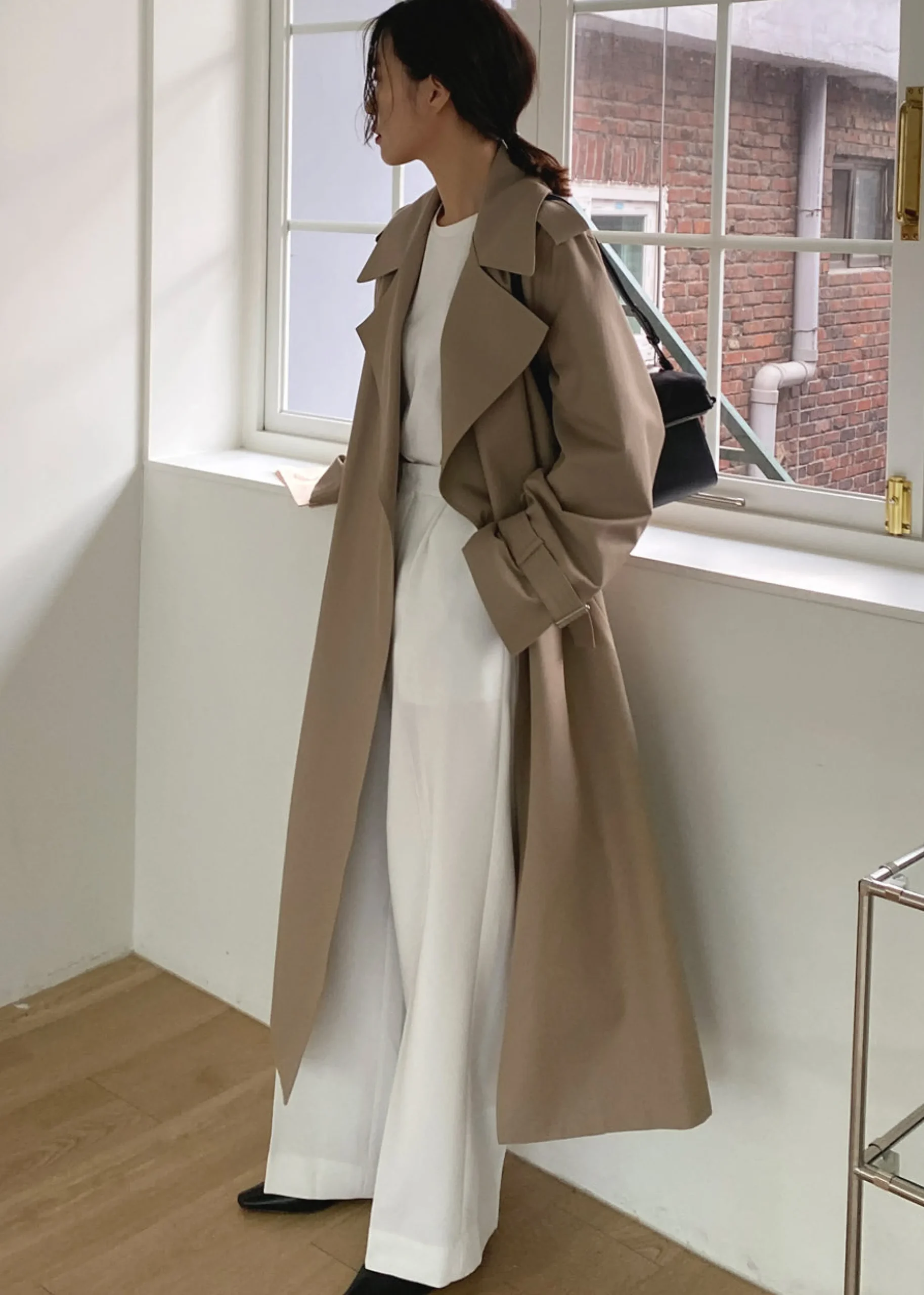 Abril Trench