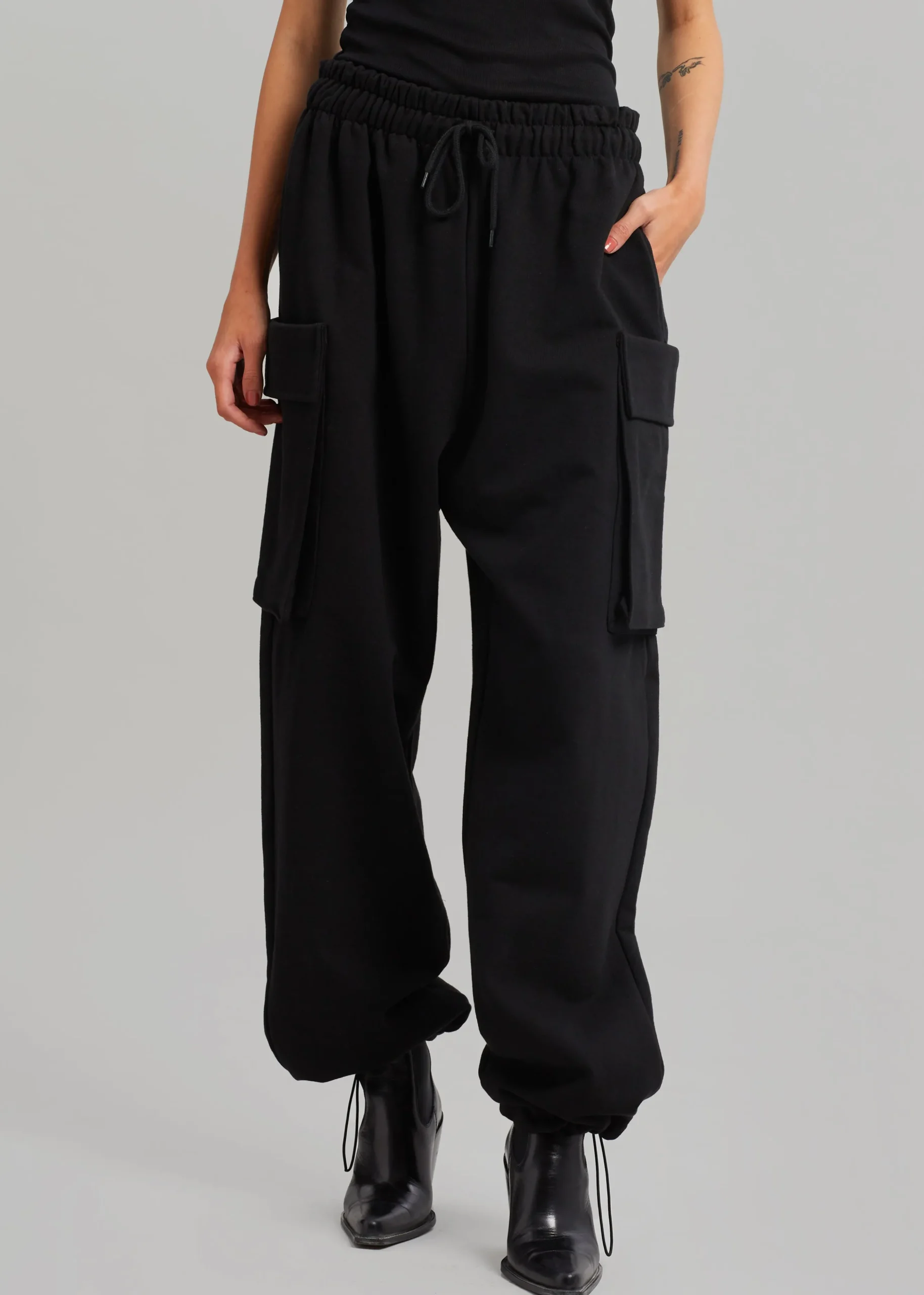 Aliz Cargo Sweatpants