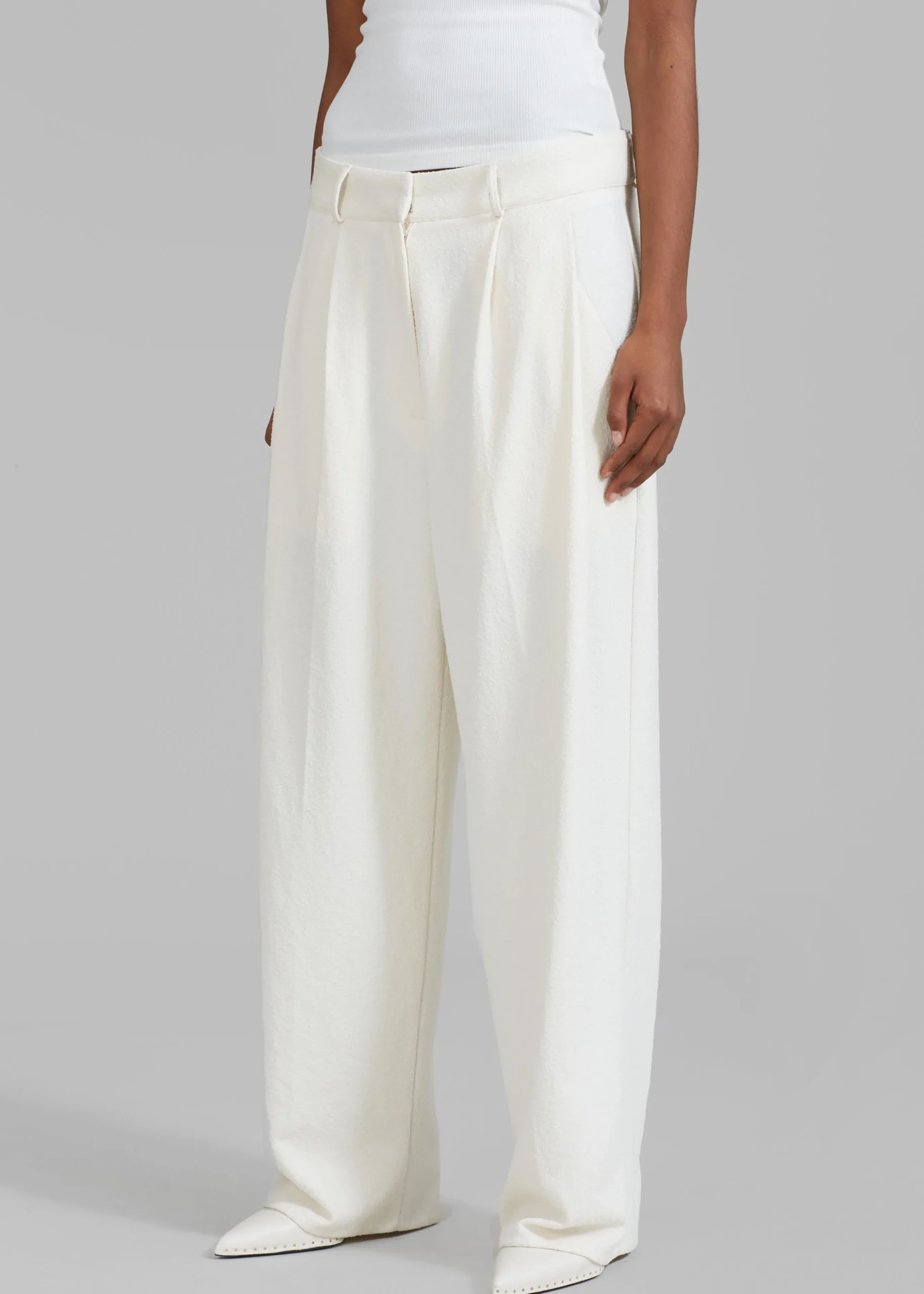 Dakota Pleated Pants