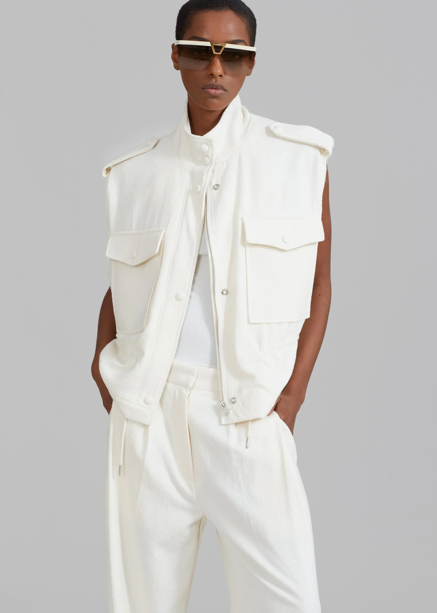 Dakota Pocket Vest