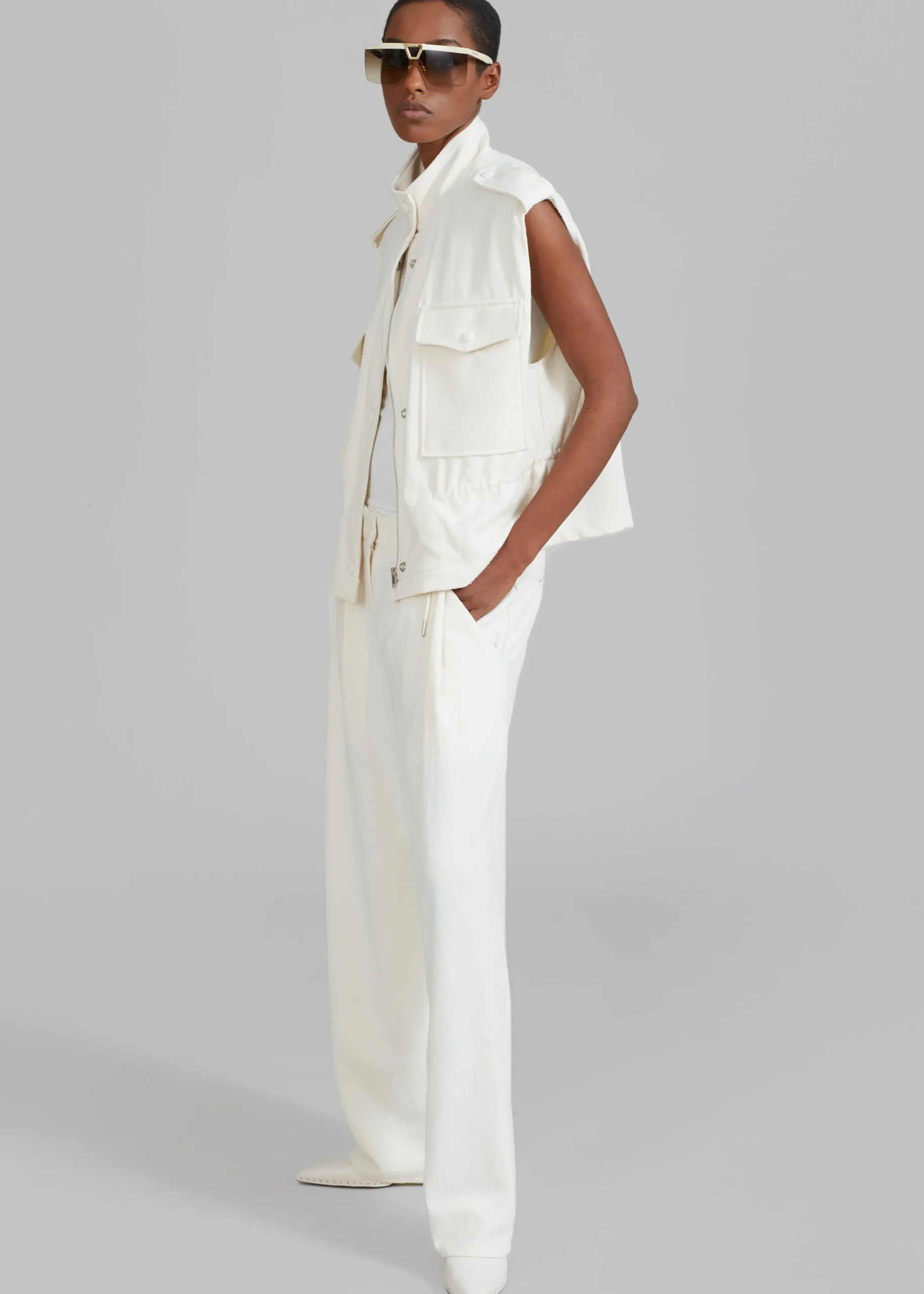 Dakota Pocket Vest
