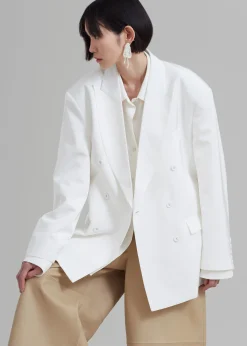 Demi Blazer