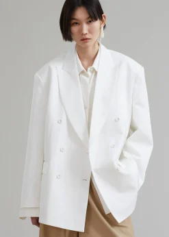 Demi Blazer