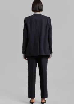 Dira Blazer