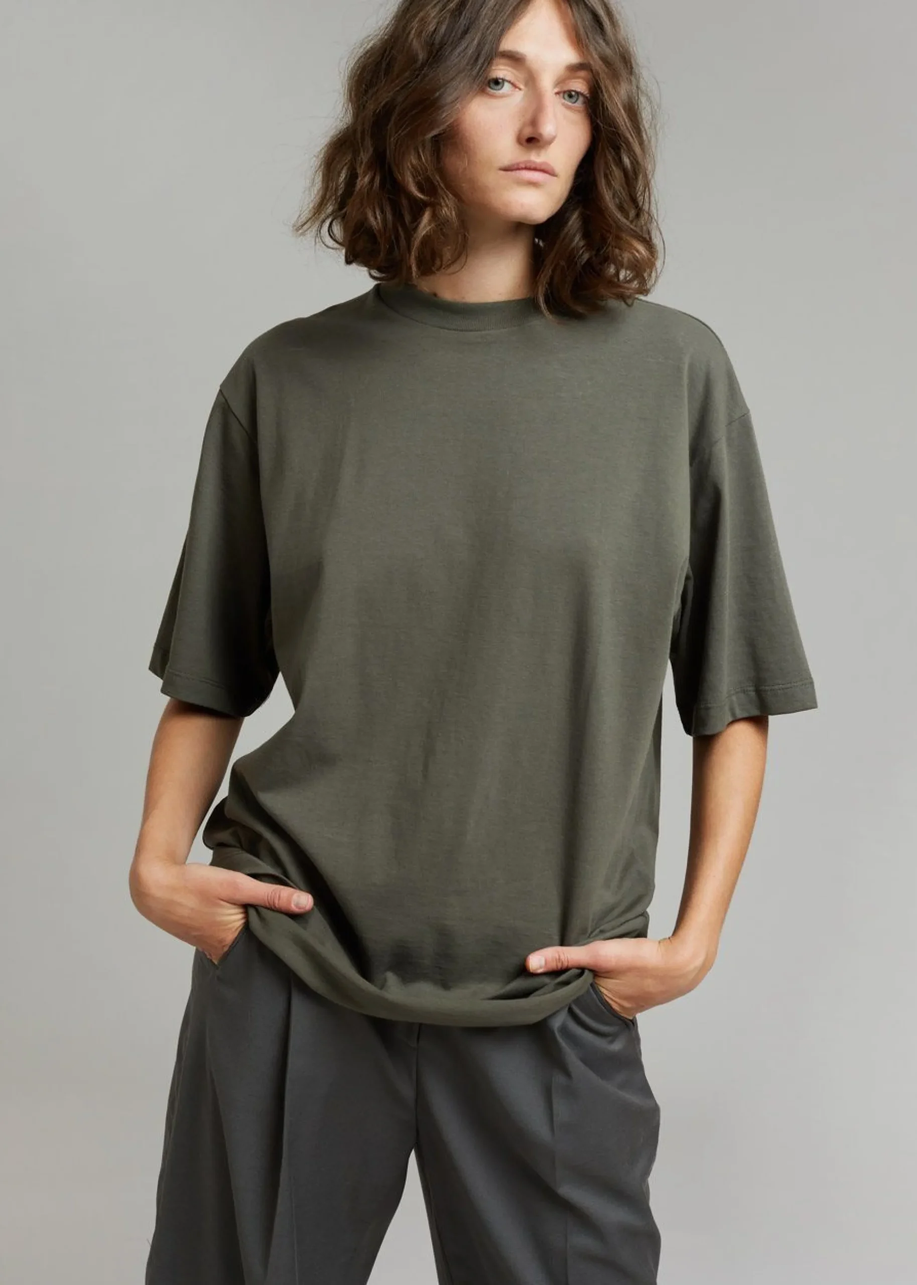 Evora Tee