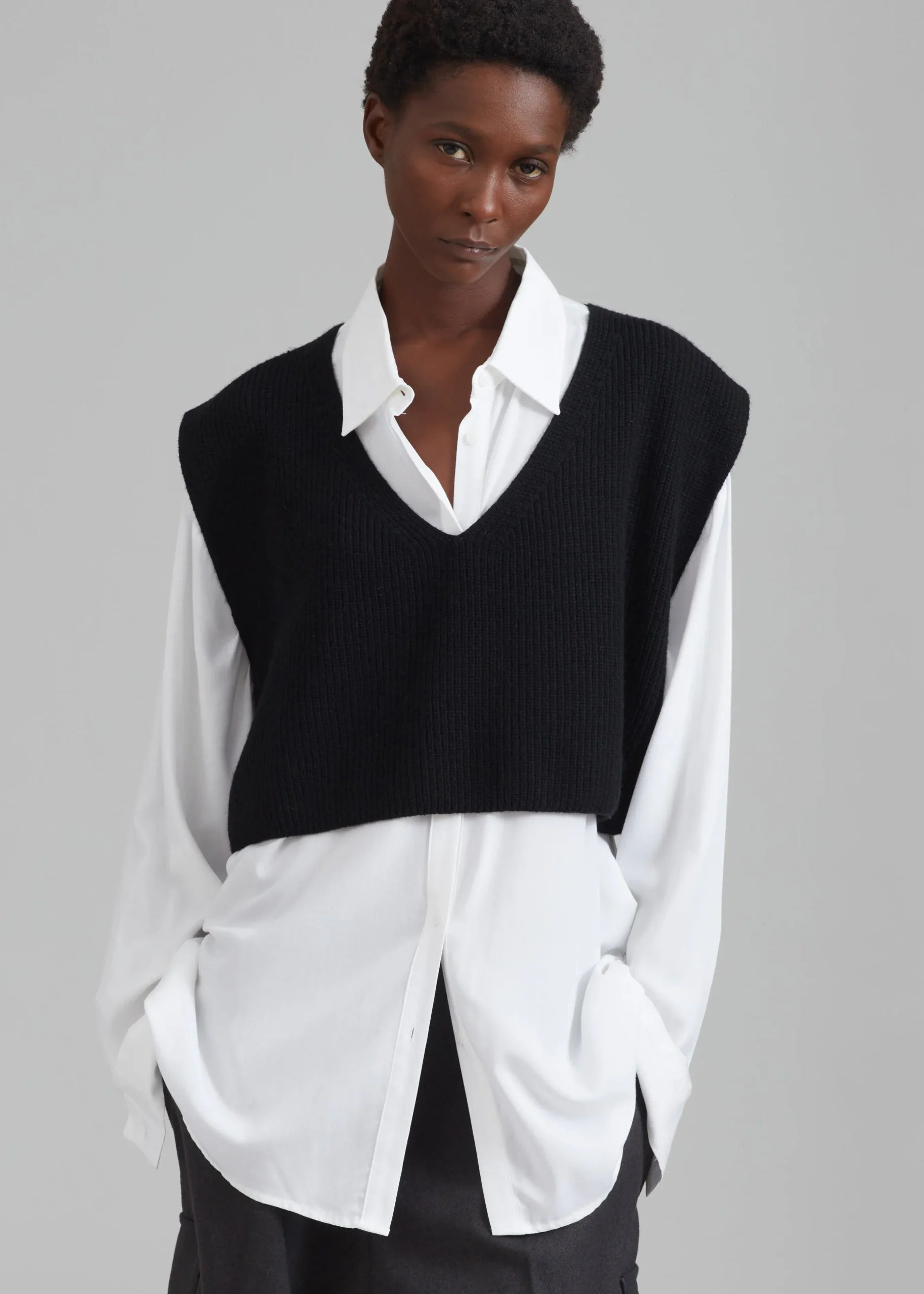 Fuji V-Neck Cropped Vest