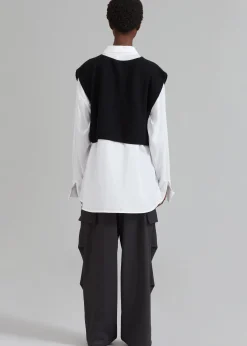 Fuji V-Neck Cropped Vest