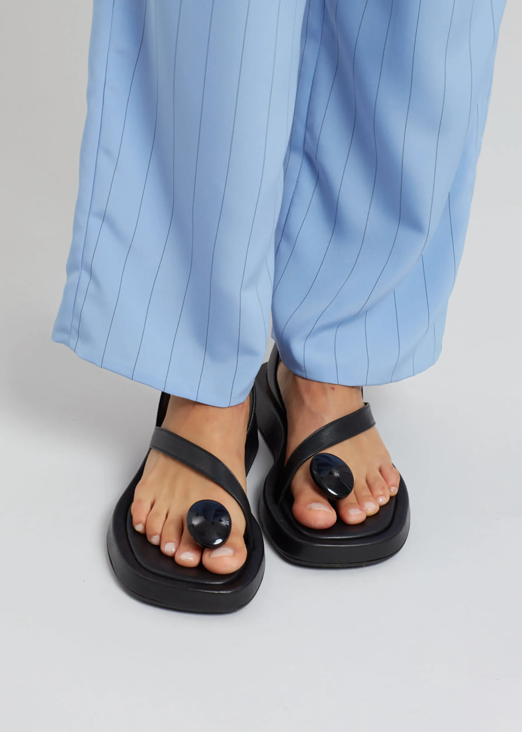 Gia X Rhw Rosie Flat Wrap Sandal
