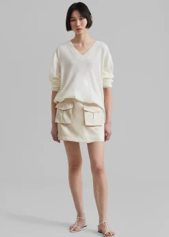 Juro V-Neck Knit
