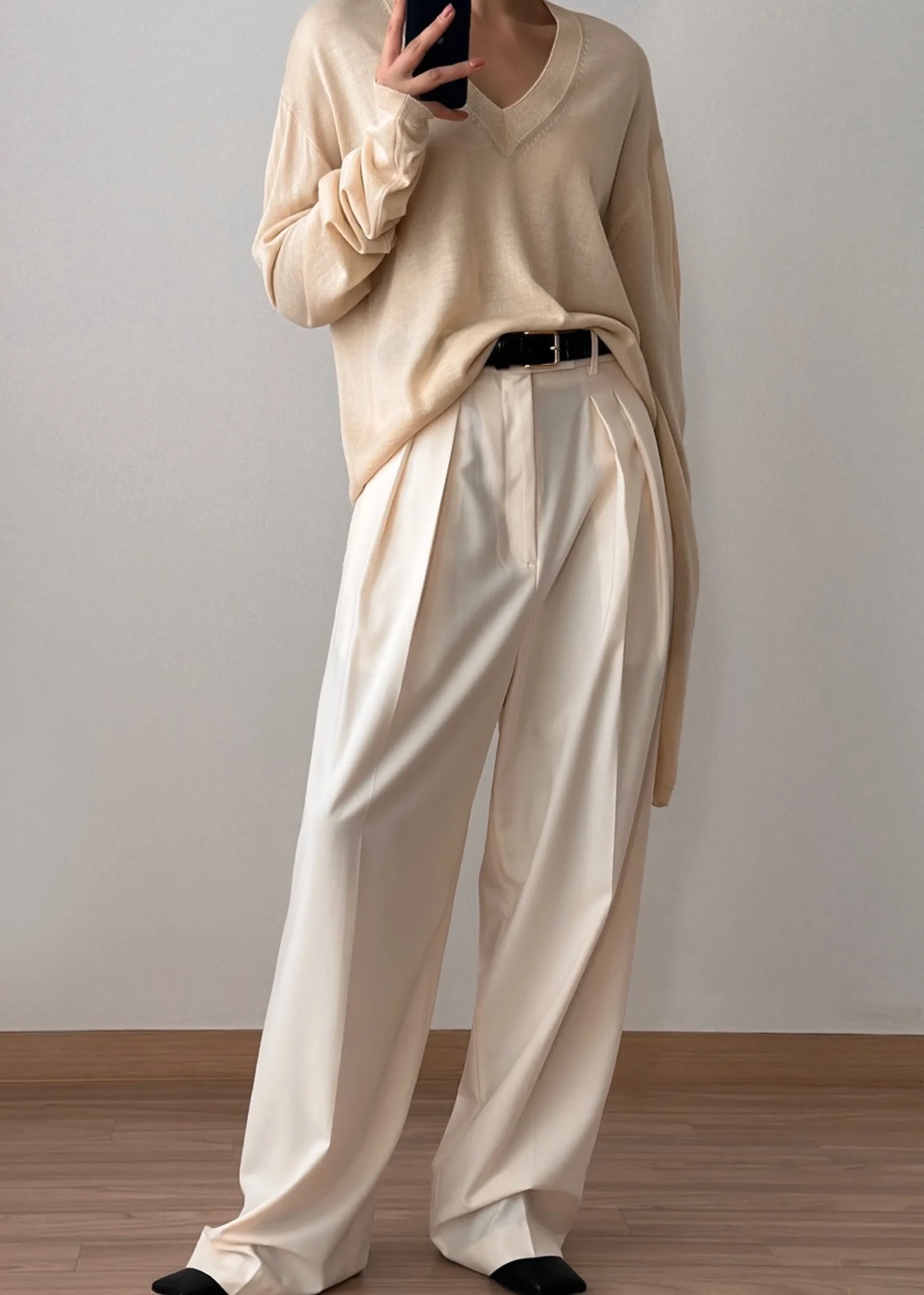 Juro V-Neck Knit
