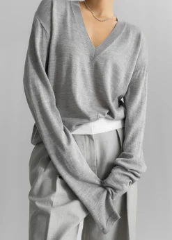 Juro V-Neck Knit
