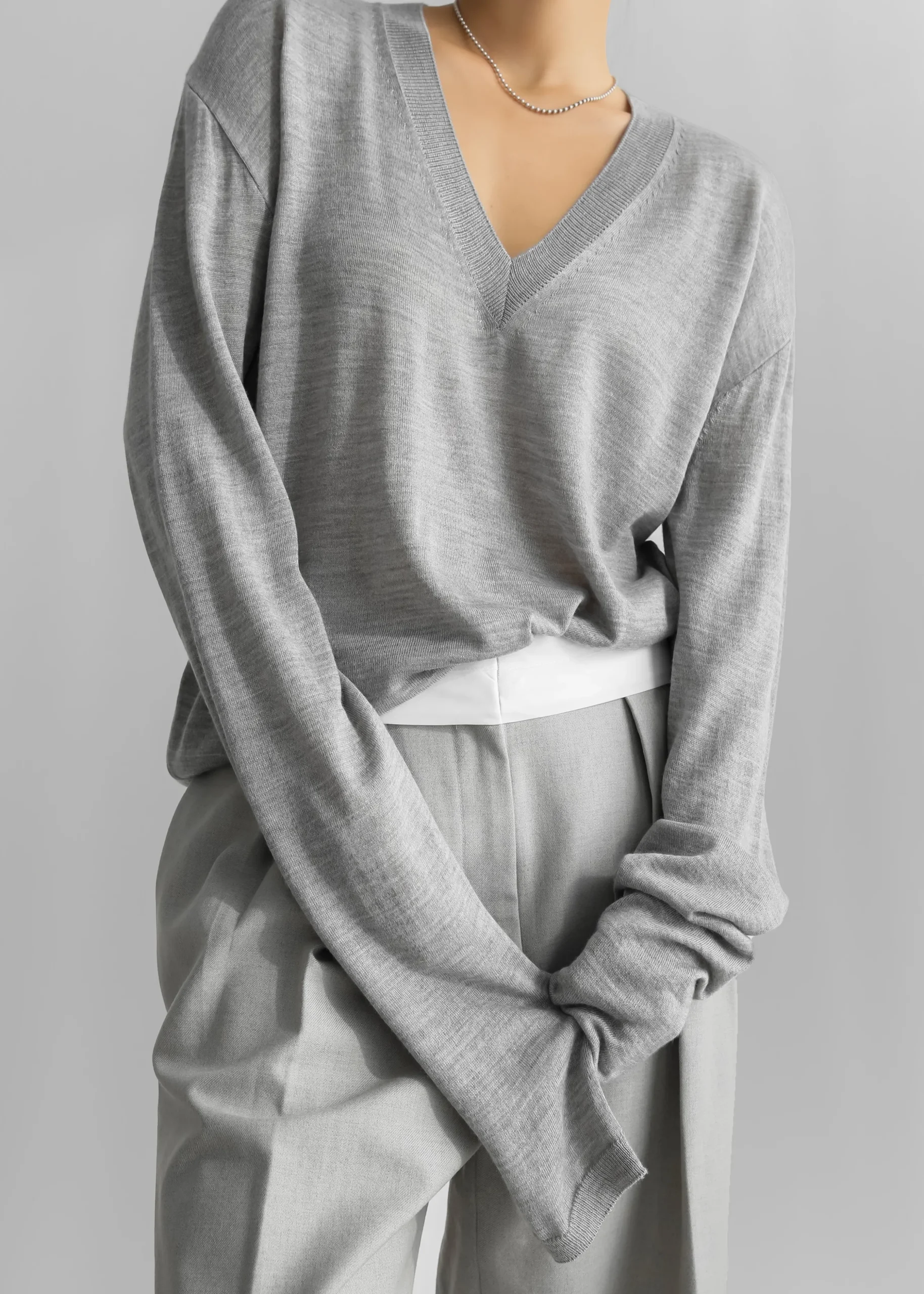 Juro V-Neck Knit