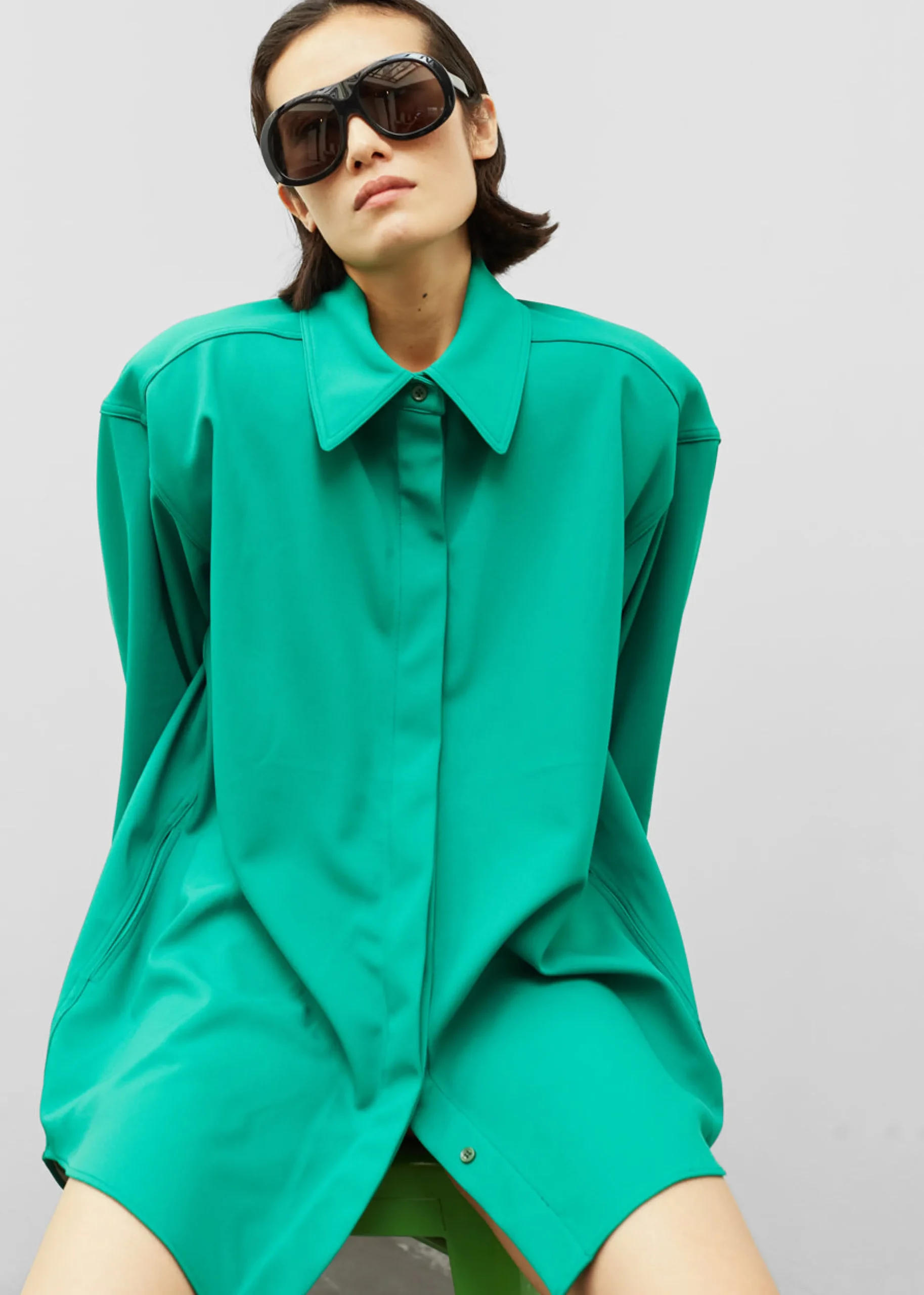 Lio Detachable Padded Shoulder Shirt