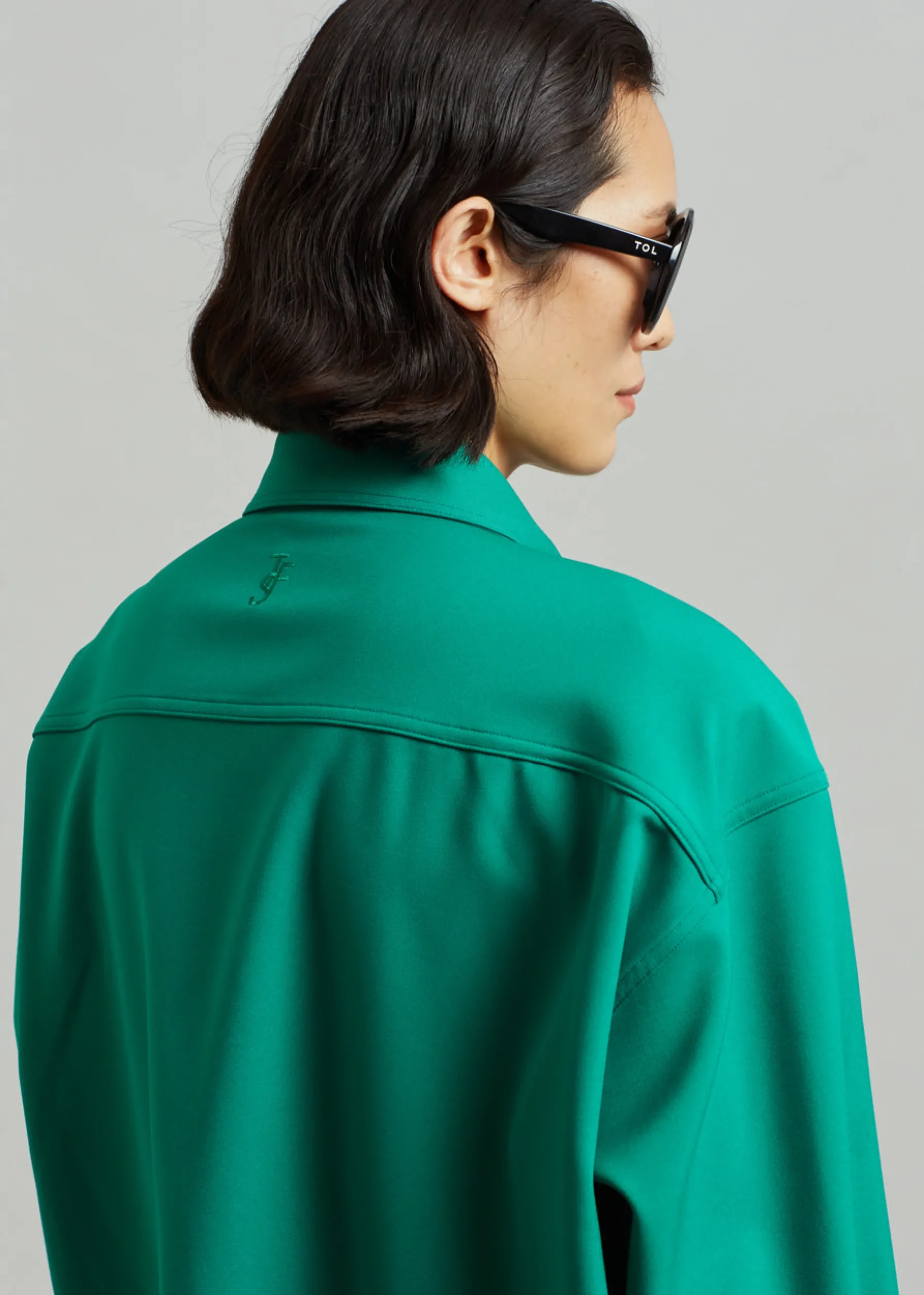 Lio Detachable Padded Shoulder Shirt