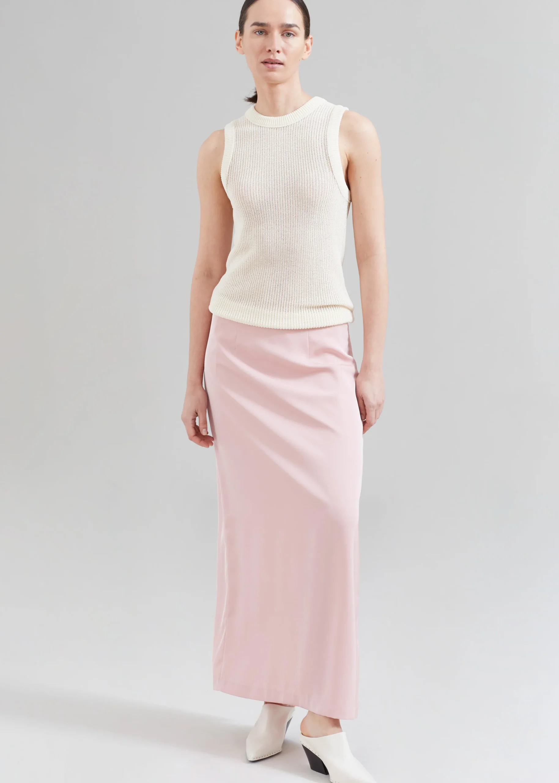 Low Classic Resort Sleeveless Top