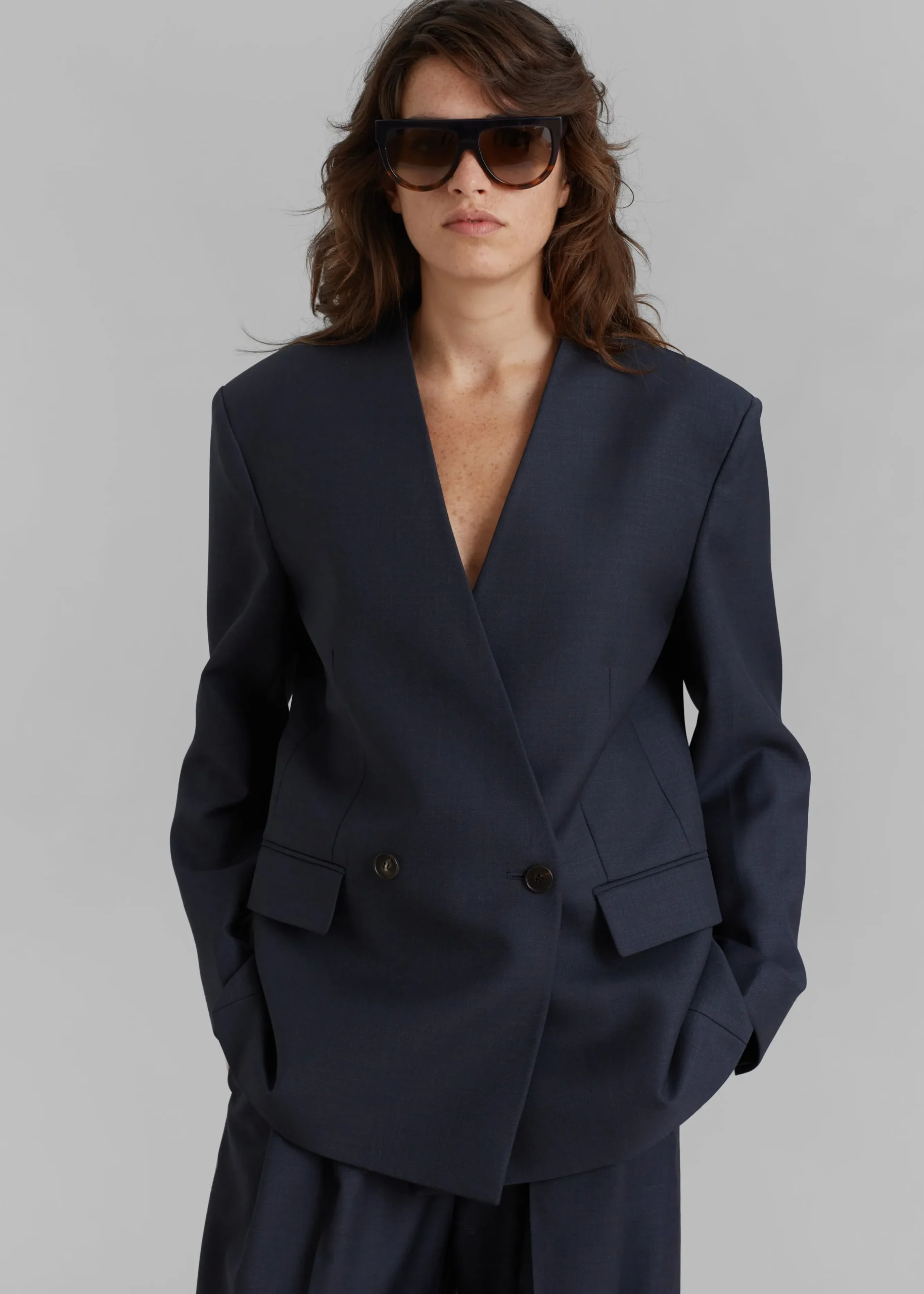 Lyxe Collarless Blazer