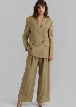 Lyxe Collarless Blazer