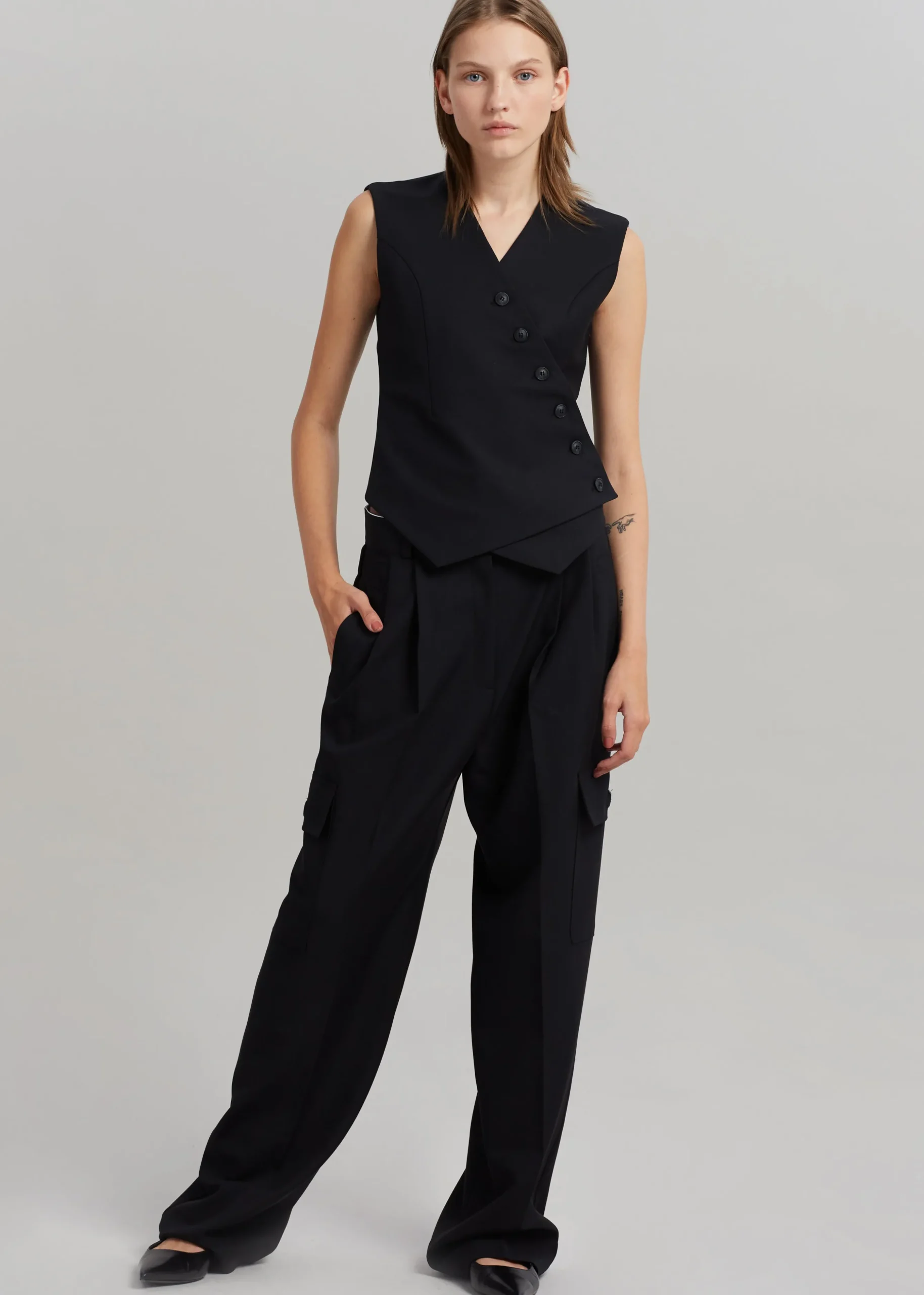 Maesa Cross Vest