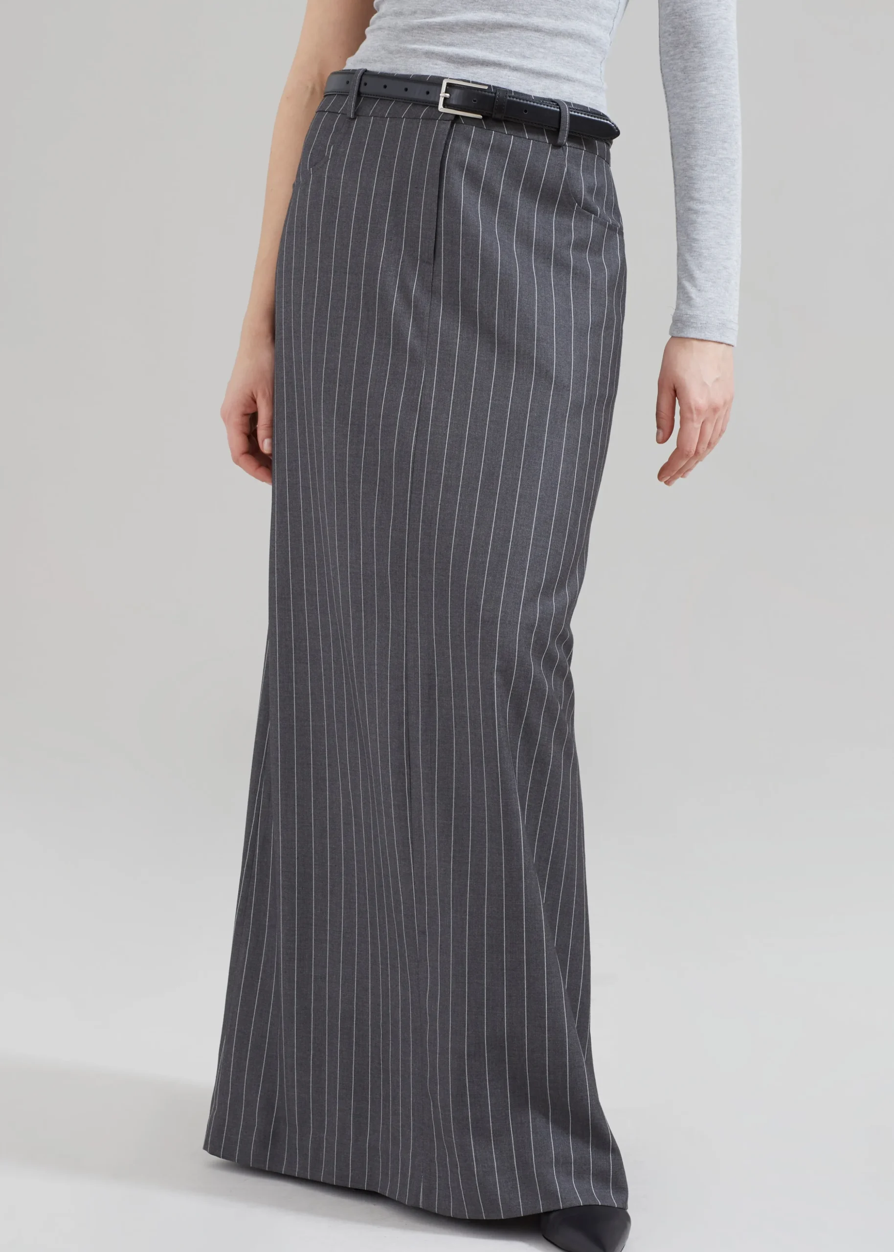 Malvo Long Pencil Skirt