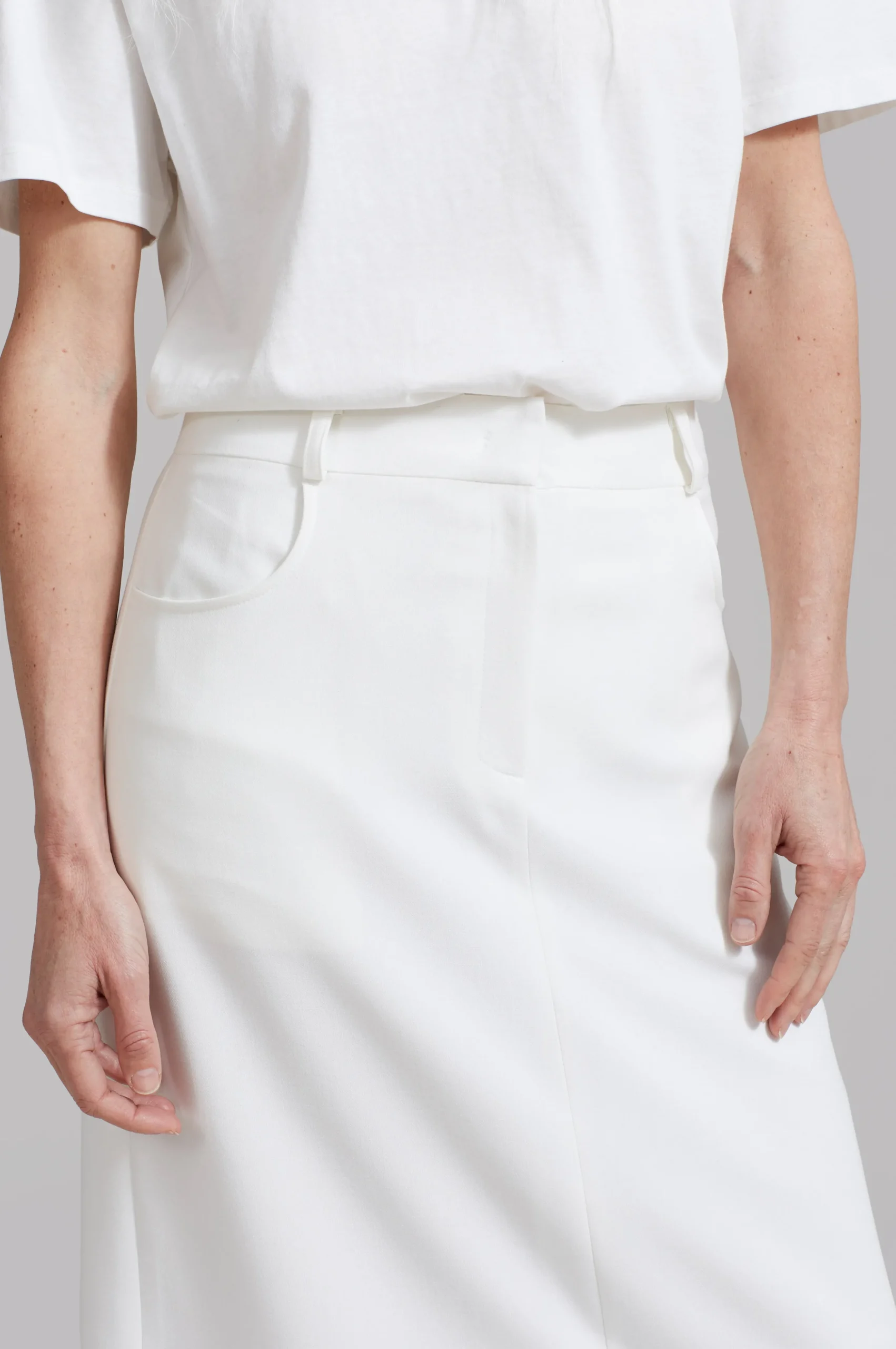 Malvo Long Pencil Skirt
