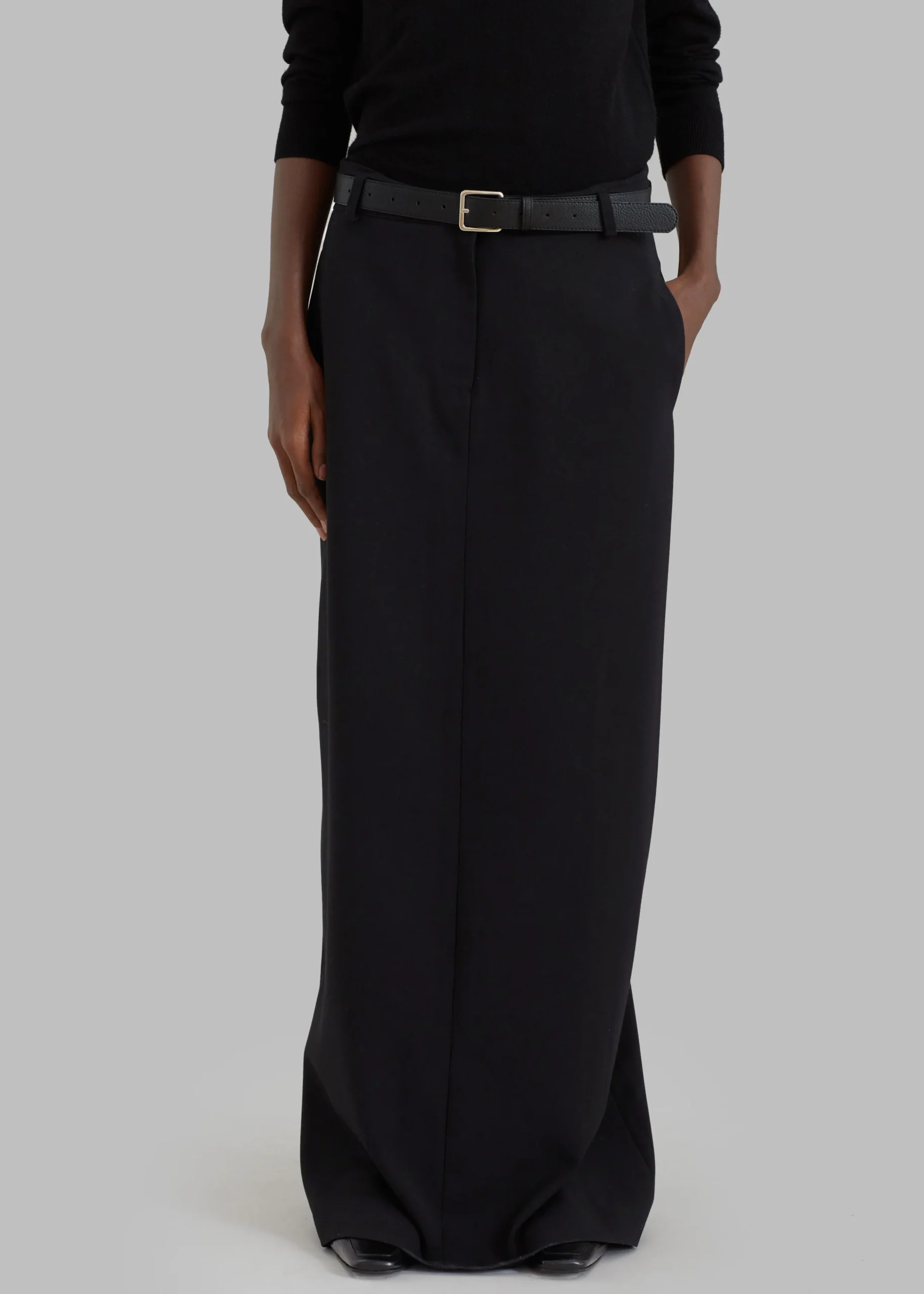 Malvo Long Pencil Skirt