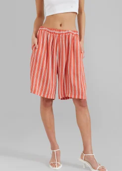 Matin Isola Pull On Short