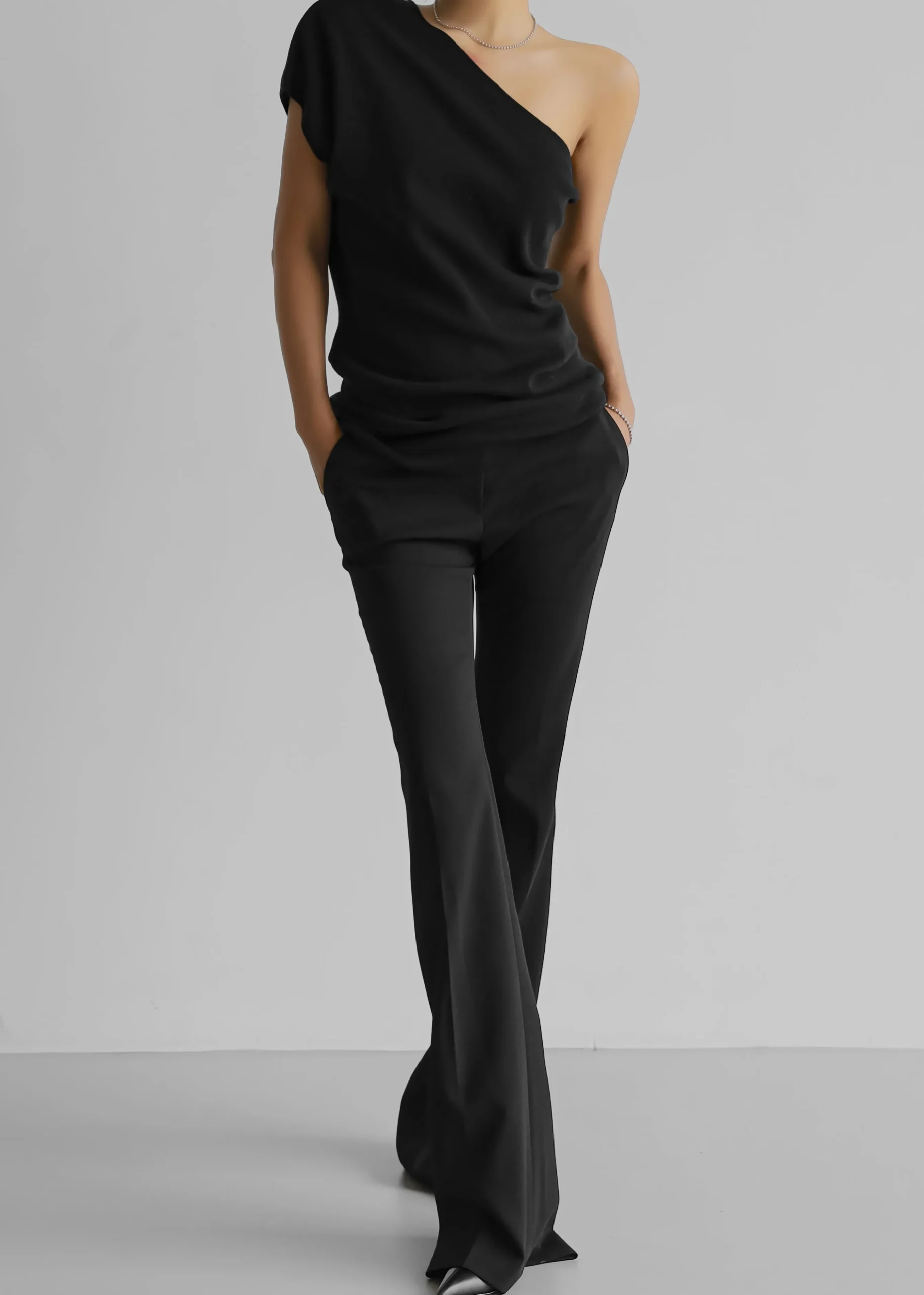 Nivi One Shoulder Knit Top
