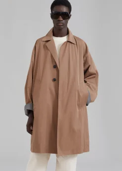 Peter Trench Coat