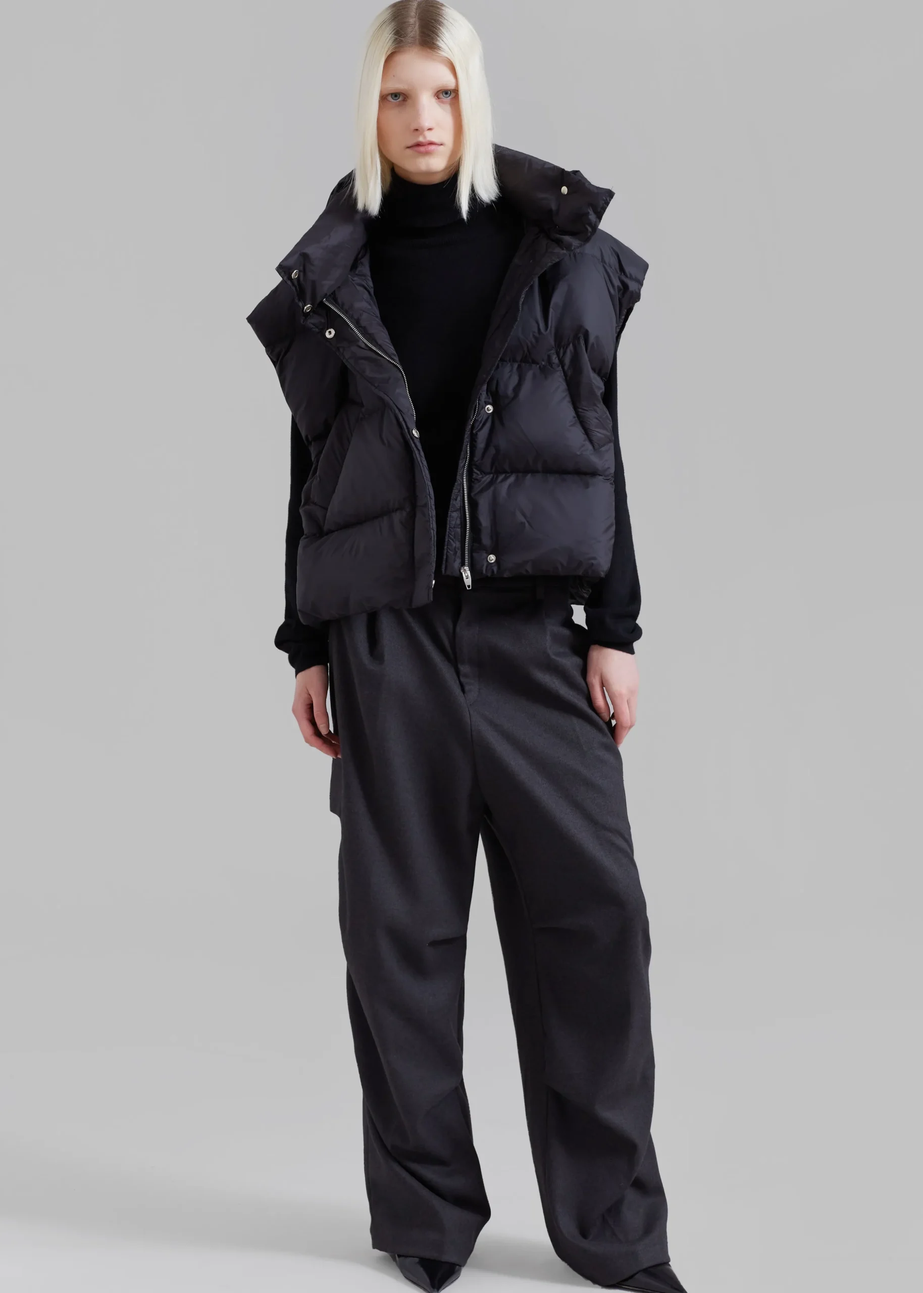 Prague Puffer Hoodie Vest