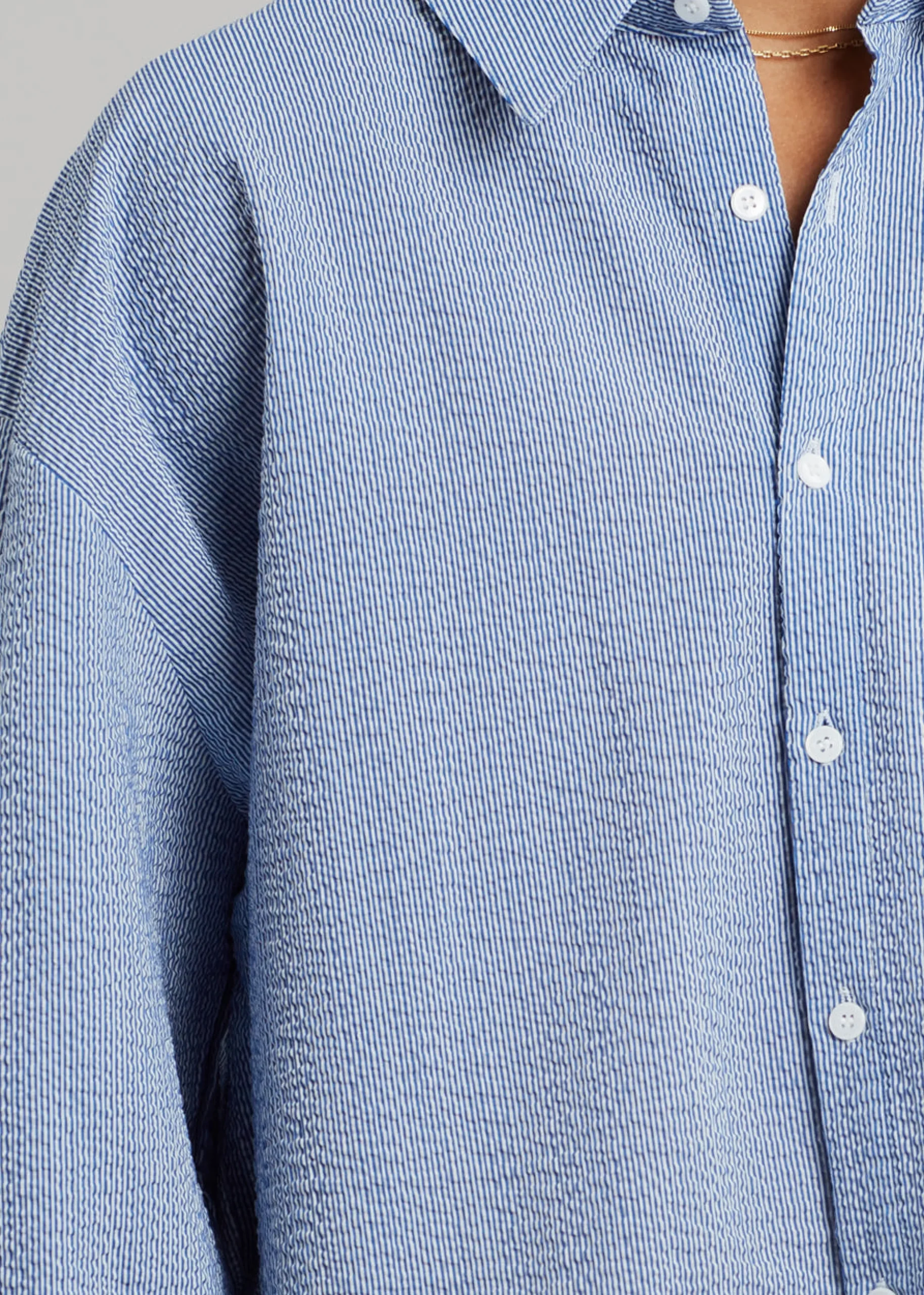 Saas Shirt