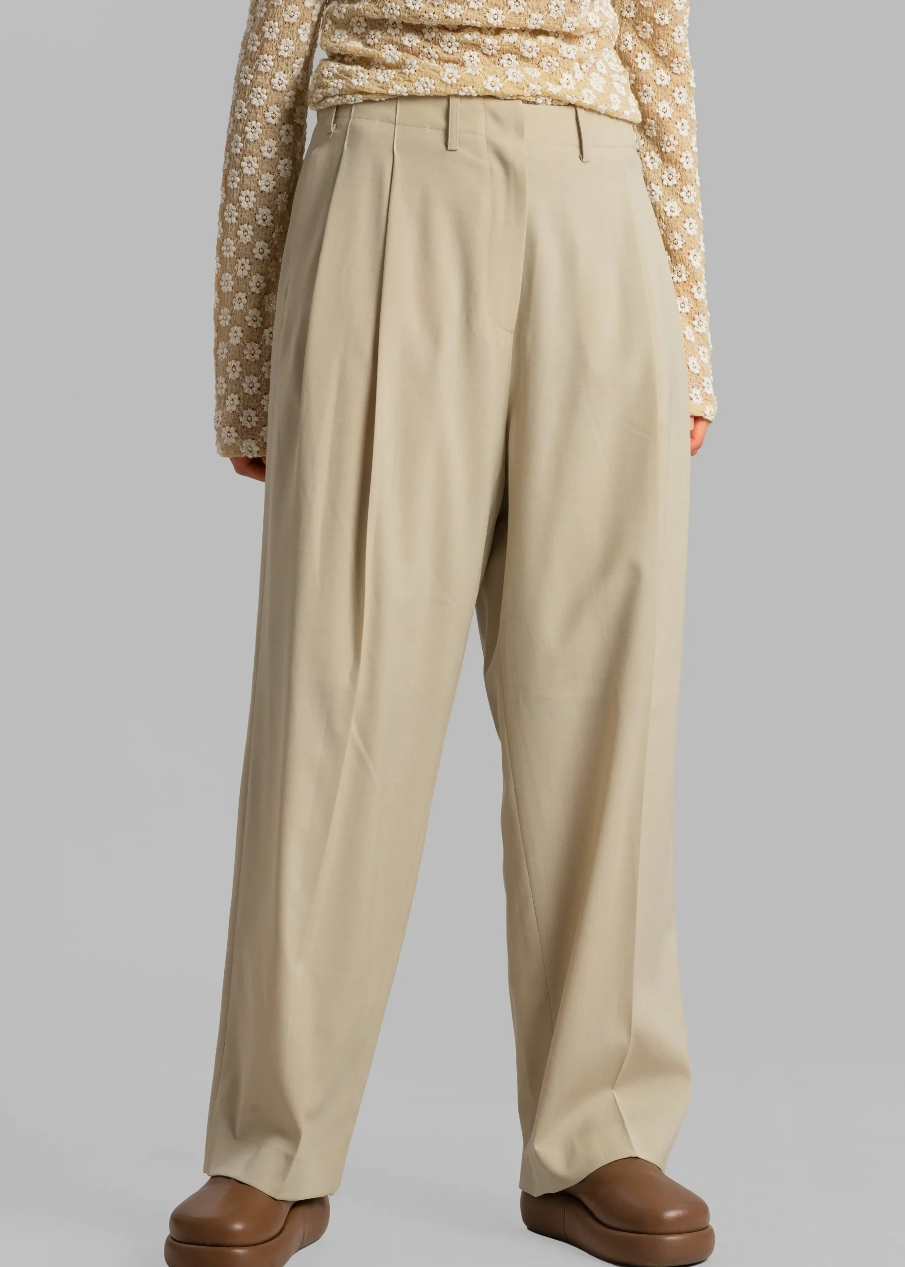 Sefa Tuck Pants