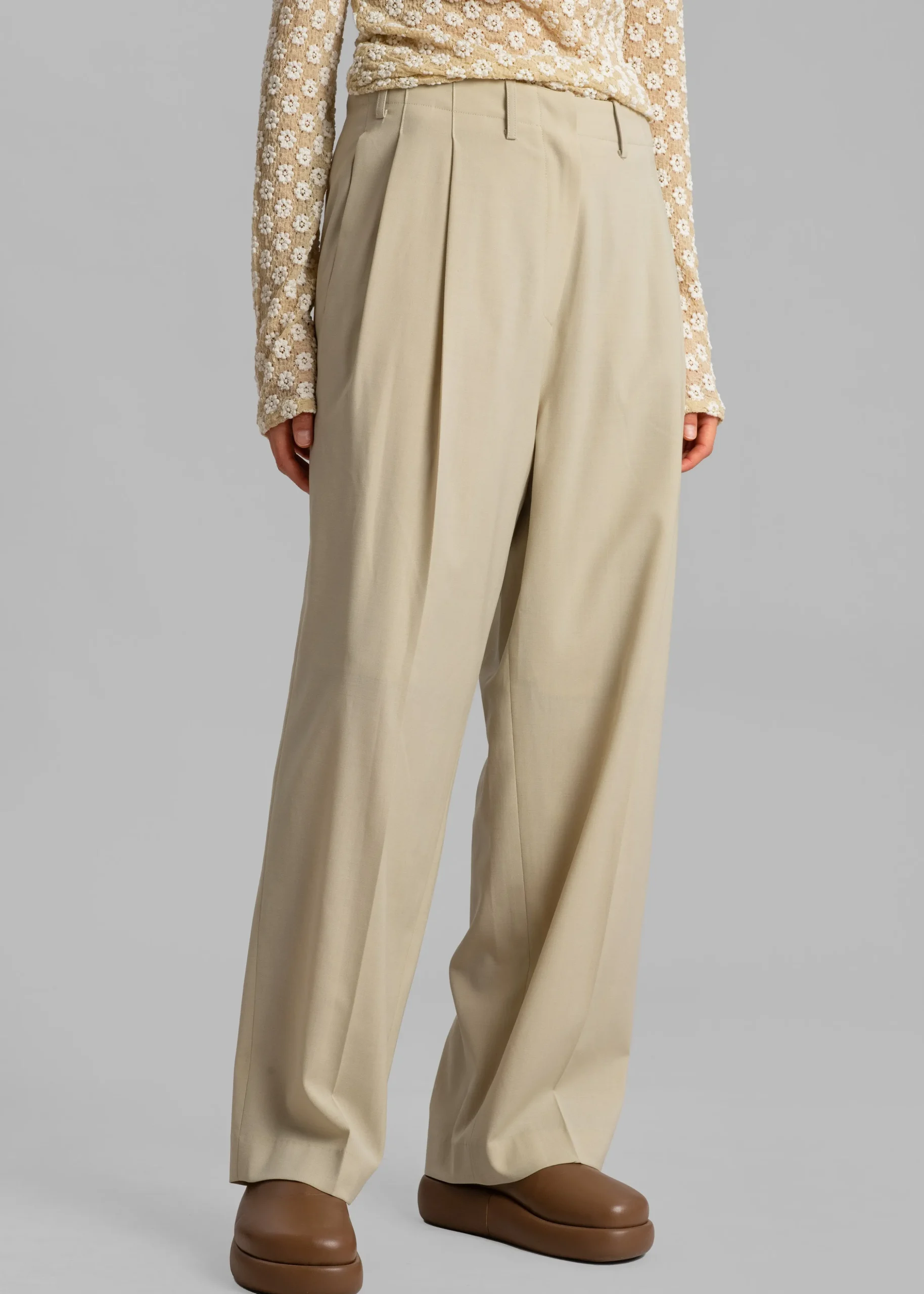Sefa Tuck Pants