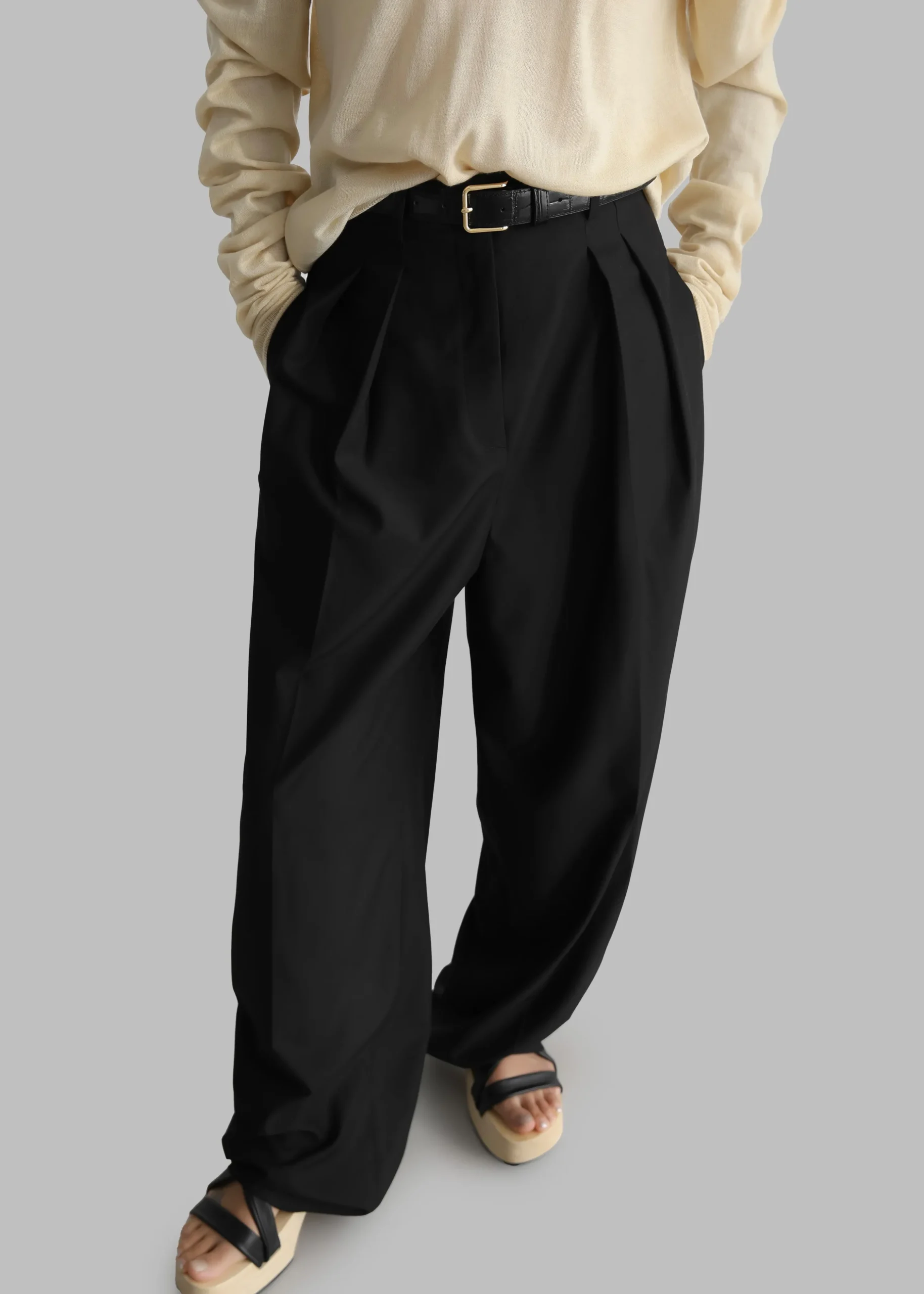 Sion Pintuck Trousers