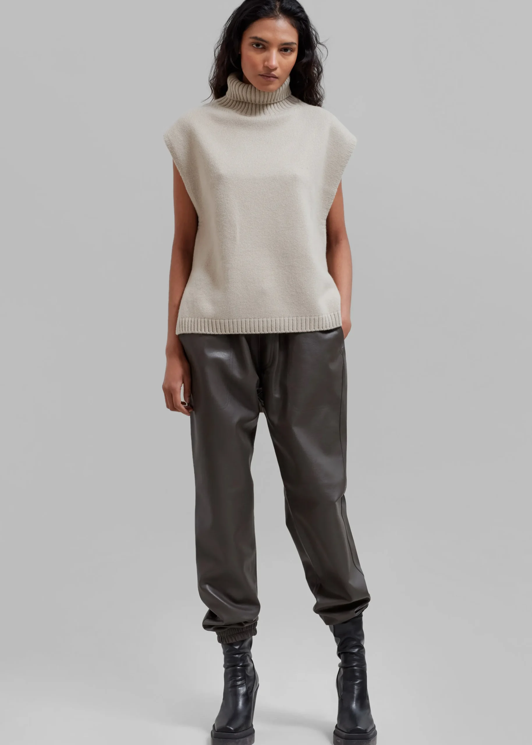 Vira Sleeveless Knit Turtleneck